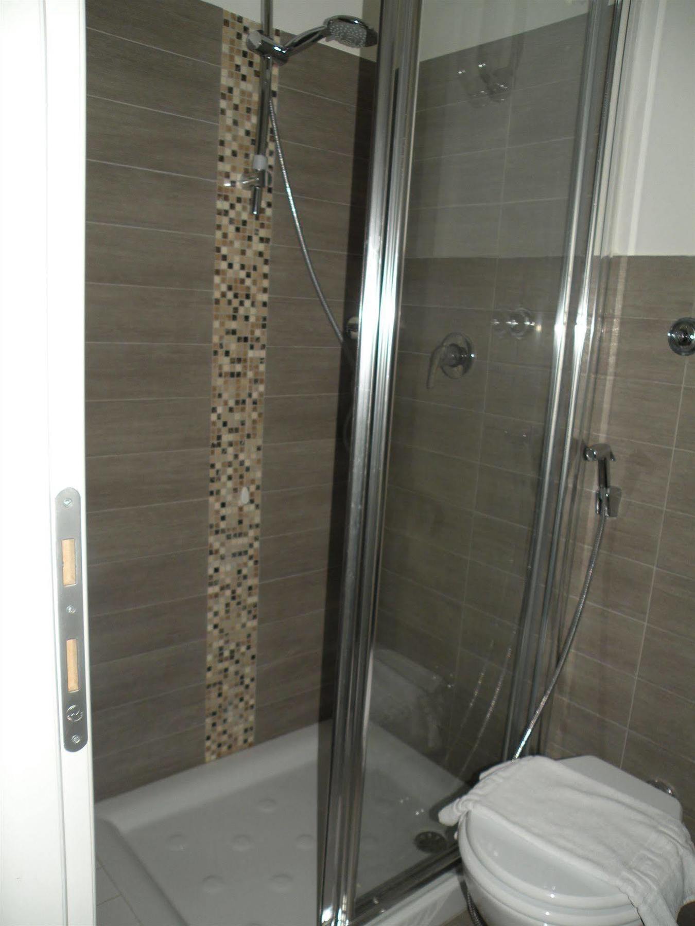 Sotto La Cupola Bed & Breakfast Roma Exterior foto