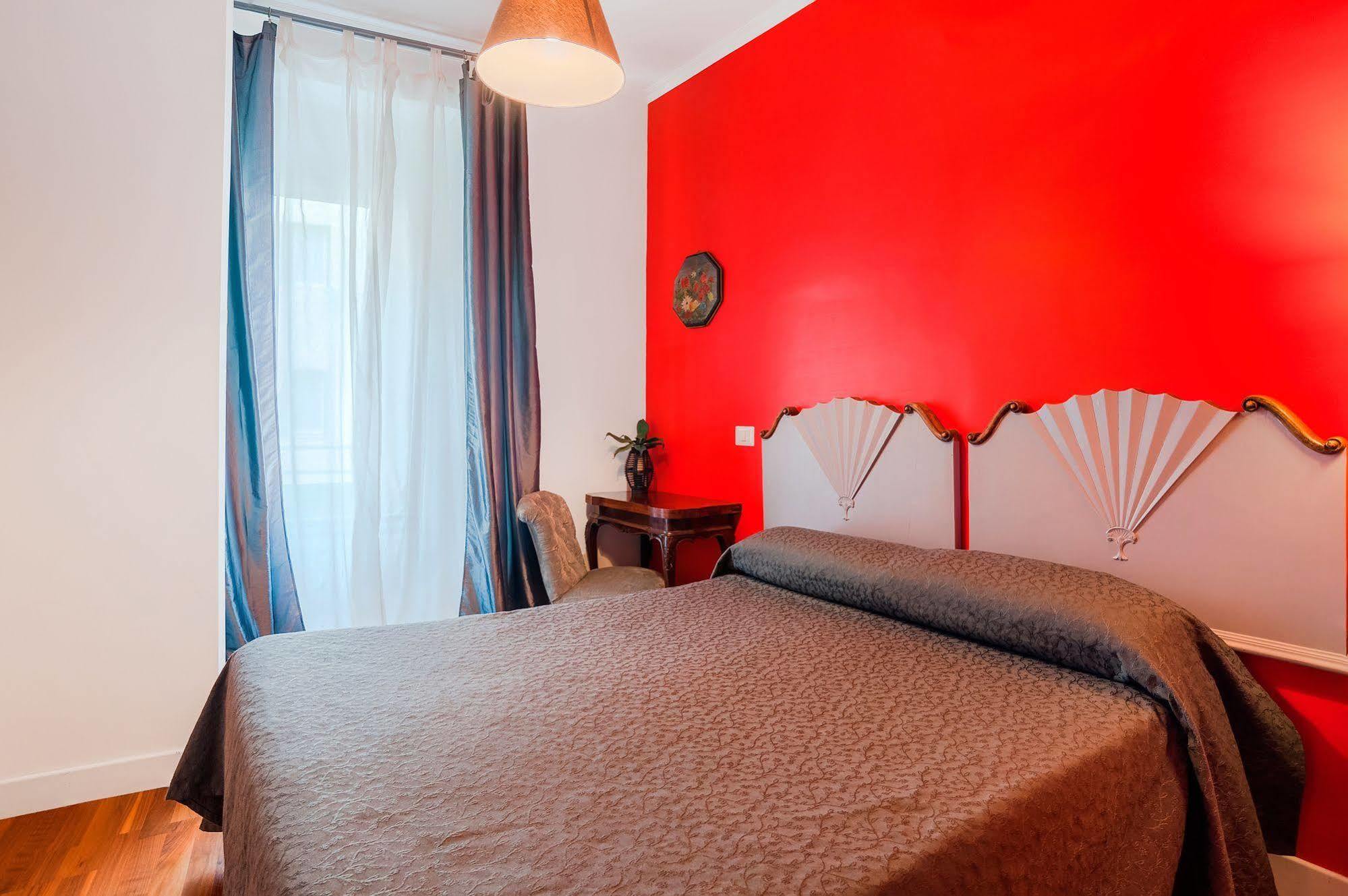 Sotto La Cupola Bed & Breakfast Roma Exterior foto