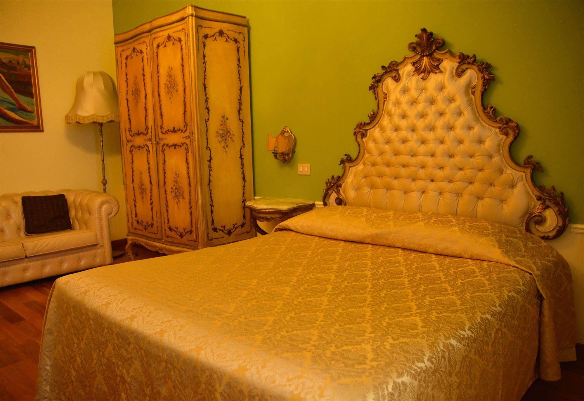 Sotto La Cupola Bed & Breakfast Roma Exterior foto