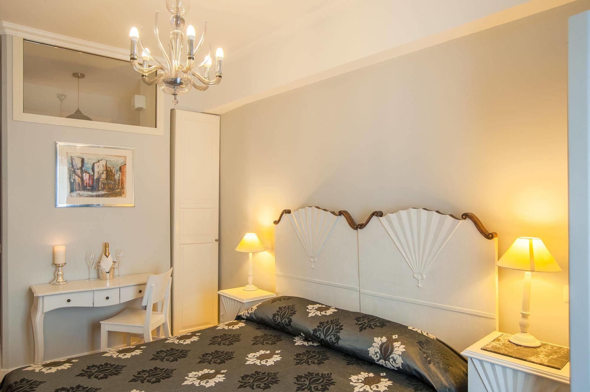 Sotto La Cupola Bed & Breakfast Roma Exterior foto