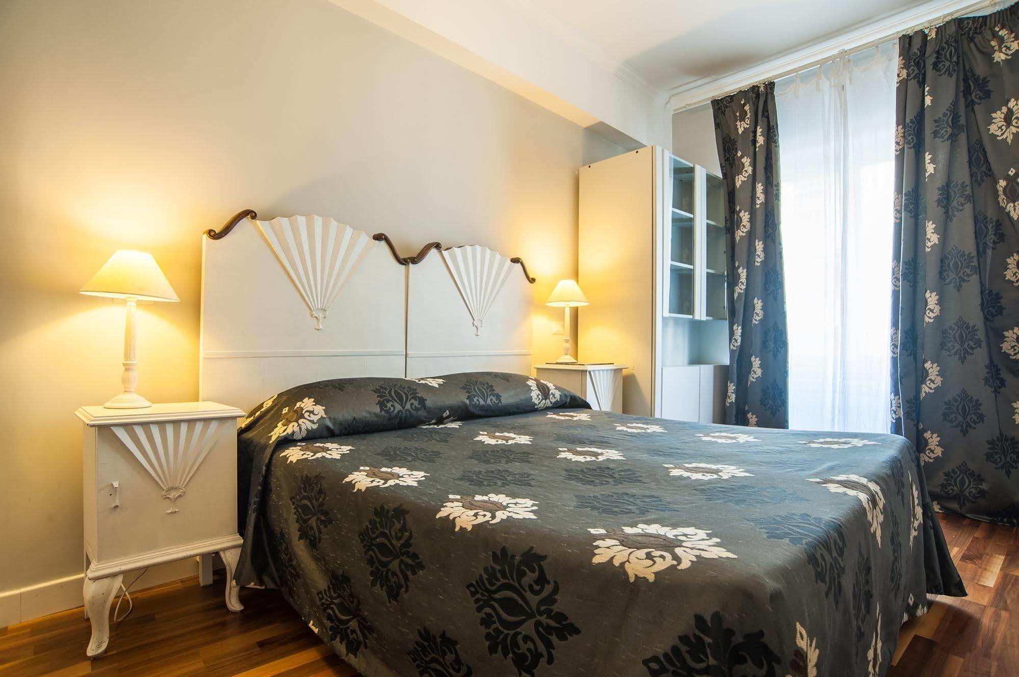 Sotto La Cupola Bed & Breakfast Roma Exterior foto